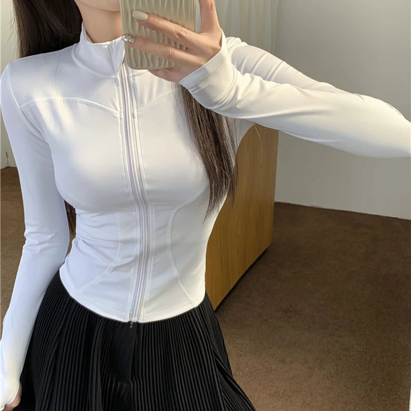 Women’s Zip-Up Crop Top – Slim Fit Long Sleeve Activewear Jacket